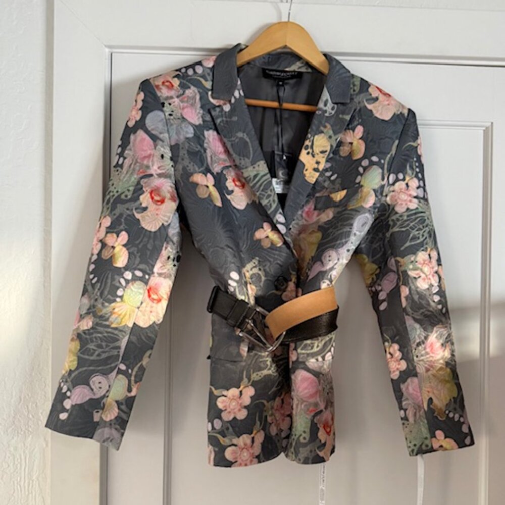 Fabulousness that is Cynthia ROWley! Brocade Blazer